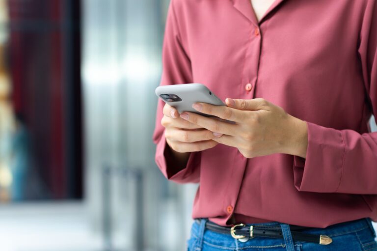 Why ABA Clinics Need Practice Management Software with Built-In Email and Texting Tools